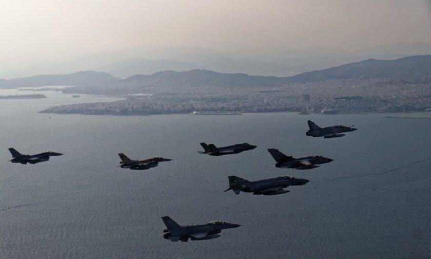Έντονη είναι ανησυχία στην Τουρκία για την εξοπλιστική αναβάθμιση της Ελλάδας , σε συνδυασμό με τους όρους που θέτουν οι ΗΠΑ για πώληση F16.
