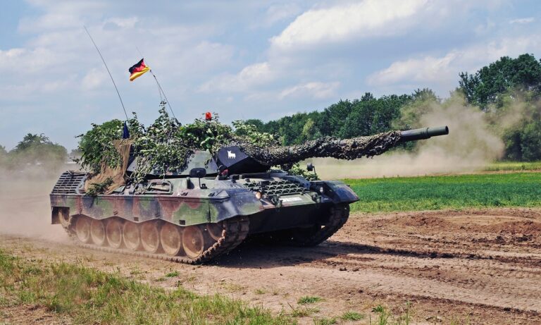 Η Γερμανία μετέφερε 55 άρματα μάχης Leopard 1A5 και 18 άρματα μάχης Leopard 2A6 στην Ουκρανία!