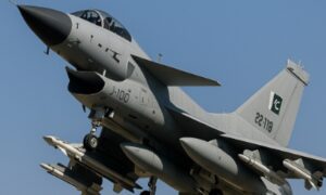 Αν ο PL-15 «κλείδωσε» Rafale εκτός εμβέλειας – Αλλάζει ο χάρτης της εναέριας κυριαρχίας