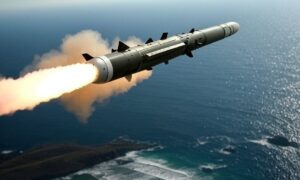 Η Ινδία «ξεκλείδωσε» τον BrahMos – Πρώτη χρήση σε χτύπημα ακριβείας κατά του Πακιστάν