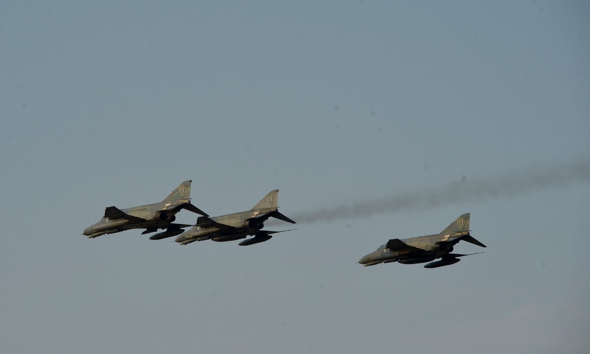 Μπορούν να πετάξουν τα ελληνικά F-4 στο διάστημα;