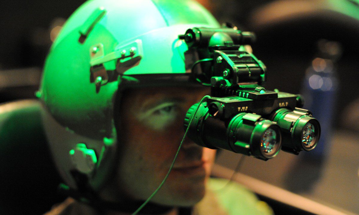 Με NVG, οι πιλότοι της ΠΑ δεν χρειάζονται LANTIRN για να φτάσουν στο στόχο – αποκτούν πλήρη τακτική εικόνα, πλοήγηση και ασφάλεια πάντα