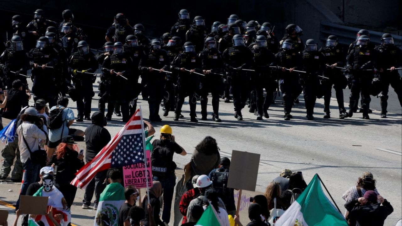 Downtown L.A. curfew goes into effect after California Gov. Gavin Newsom addresses