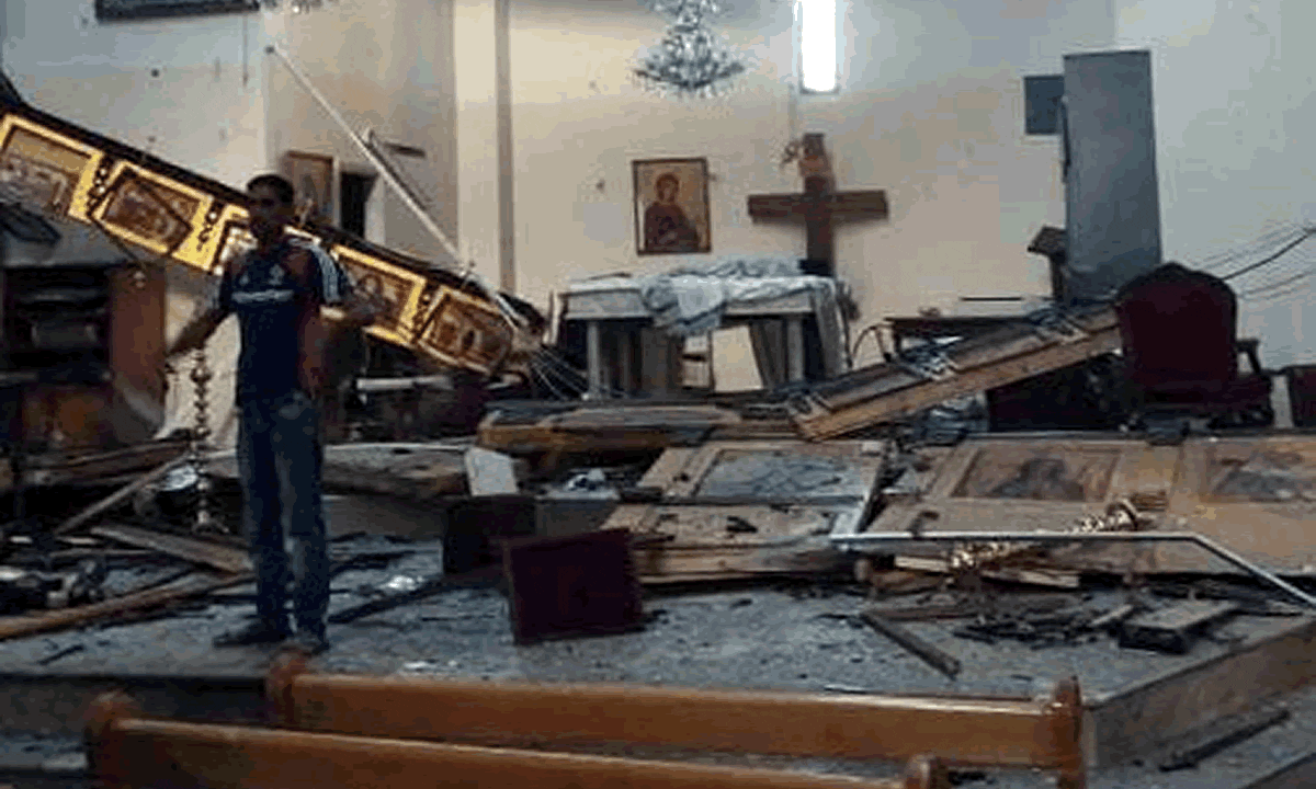ένας βομβιστής αυτοκτονίας εισέβαλε στην εκκλησία «Mar Elias» και ενεργοποίησε ζώνη με εκρηκτικά