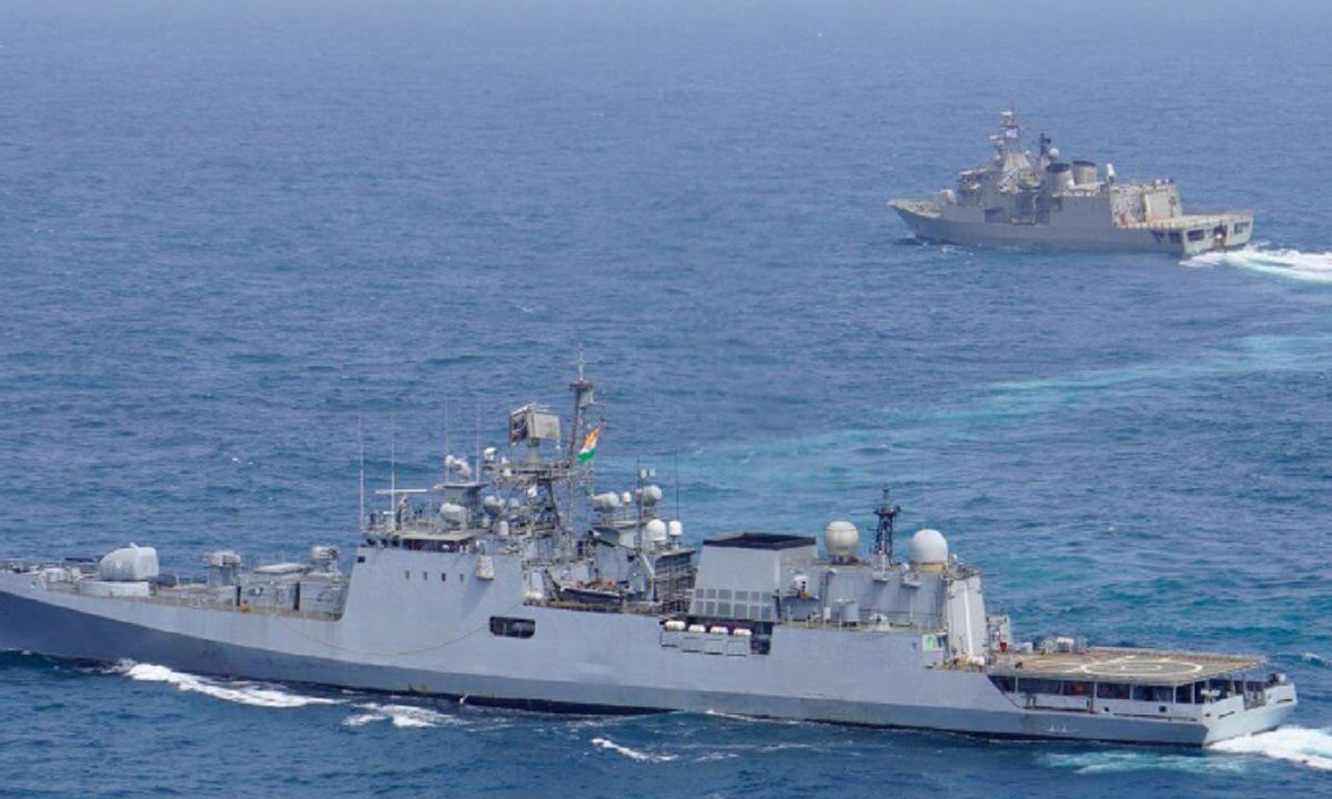 Συνεκπαίδευση της φρεγάτας ΨΑΡΑ με την ινδική φρεγάτα TARKASH στα ανοικτά της Βομβάης