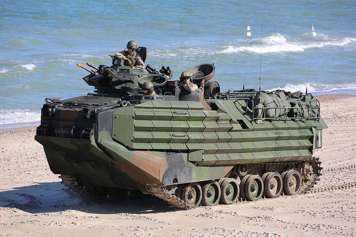 Αμφίβιο Όχημα Εφόρμησης (AAV-7). Φωτογραφία: Υπουργείο Πολέμου των ΗΠΑ