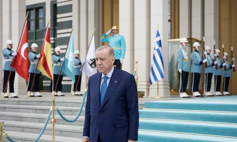Μπάνον: «Η Οθωμανική Αυτοκρατορία επέστρεψε» – Ο ρόλος του Ερντογάν στη Γάζα