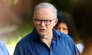 Άντονι Αλμπανέζε