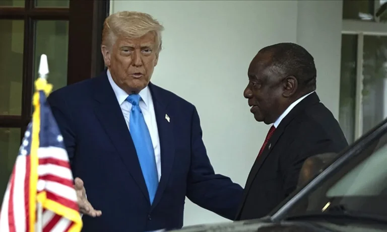 Διπλωματική κρίση: Ο Τραμπ απειλεί τη Νότια Αφρική με κυρώσεις για την «κατάσχεση γης»