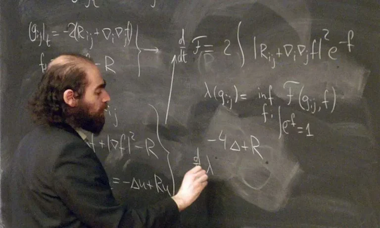 Γκριγκόρι Πέρελμαν: Ο ιδιοφυής μαθηματικός που έλυσε την Εικασία του Πουανκαρέ και αρνήθηκε 1 εκατ. δολάρια