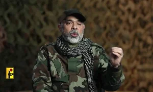 Ο στρατιωτικός αρχηγός της Χεζμπολάχ, Χάιθαμ Αλί Ταμπαταμπάι, σε αχρονολόγητο βίντεο που δημοσίευσε η τρομοκρατική ομάδα μετά τον θάνατό του στις 23 Νοεμβρίου 2025. (Γραφείο Τύπου της Χεζμπολάχ)