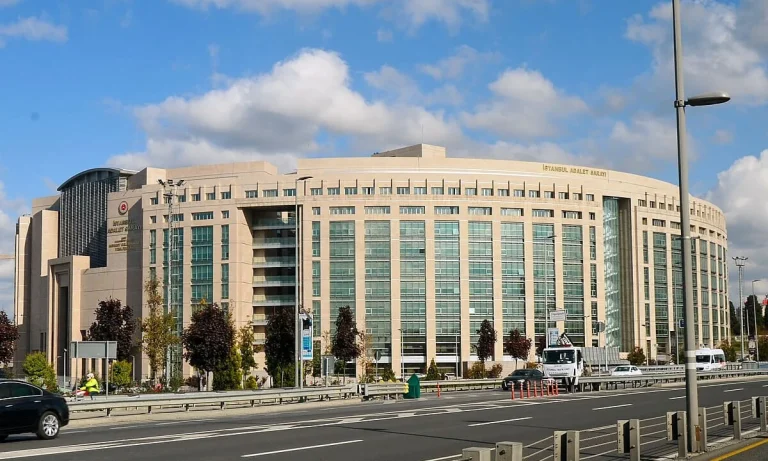 Θρίλερ στην Άγκυρα: Οι συλλήψεις στην αμυντική βιομηχανία, το «εξαφανισμένο» έγγραφο και ο ρόλος των Εμιράτων