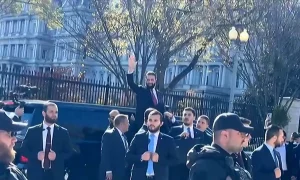 Ο Αχμέντ αλ Σαράα, ο πρώτος Σύρος ηγέτης που επισκέπτεται επίσημα τον Λευκό Οίκο