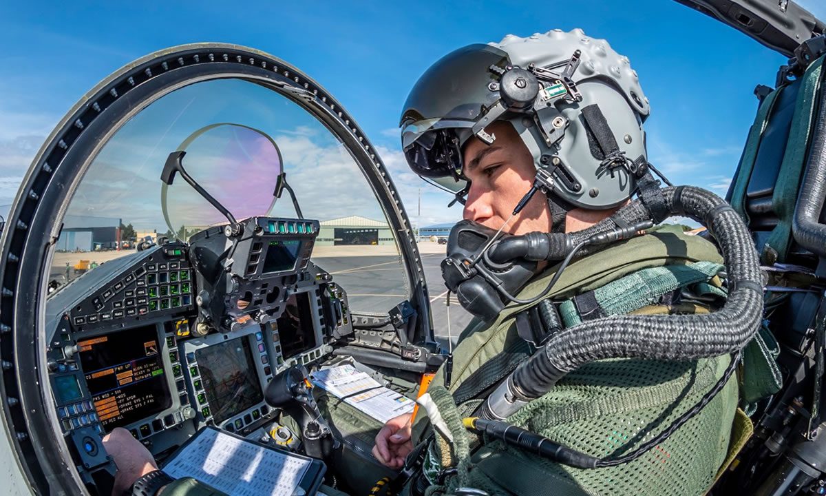 Eurofighter Typhoon Cockpit