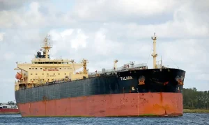 Το δεξαμενόπλοιο "Talara" με σημαία Νήσων Μάρσαλ, μεταφέροντας 30.000 τόνους πετροχημικών, οδηγήθηκε σε ιρανικό λιμάνι