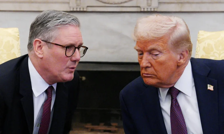 Ουκρανία: Το τηλεφώνημα «φωτιά» Τραμπ – Στάρμερ και το σχέδιο ειρήνης που αλλάζει τα δεδομένα