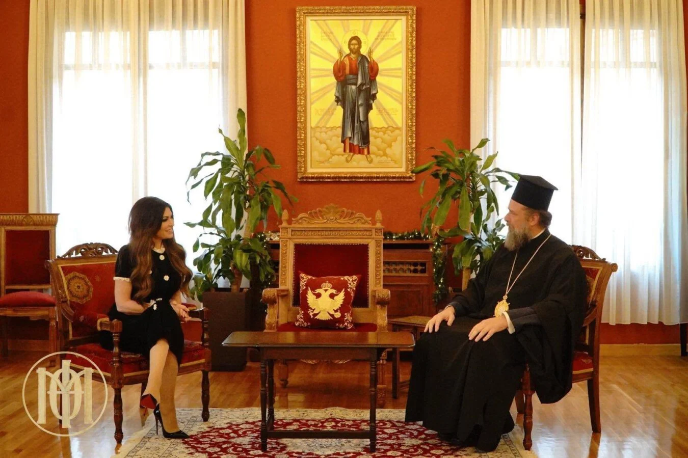 Η πρέσβης Κίμπερλι Γκίλφοϊλ με τον Μητροπολίτη Θεσσαλονίκης Φιλόθεο