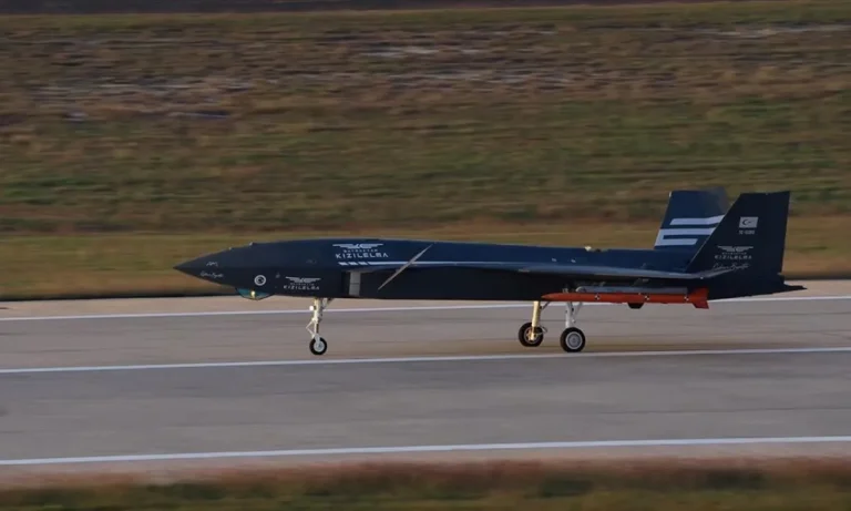 Τέλος εποχής για τα F-16; Το Τουρκικό Drone που κατέρριψε Μαχητικό