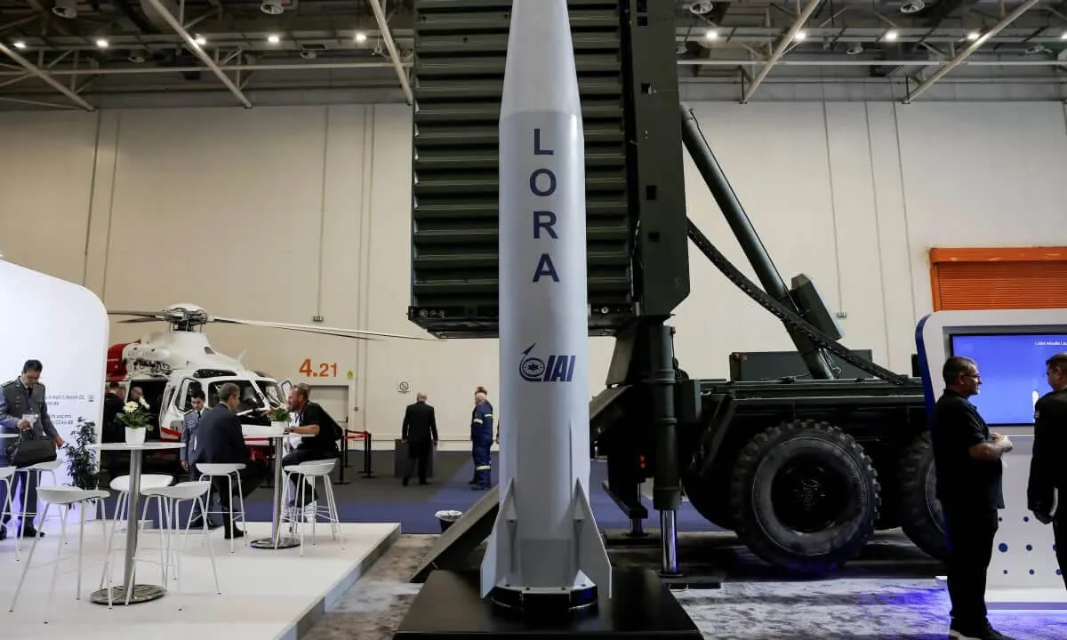 το ισραηλινό βαλλιστικό πυραυλικό σύστημα LORA