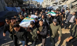 Κηδεία του ανώτερου διοικητή της Χαμάς, Ραΐντ Σαΐντ, και των βοηθών του, στην πόλη της Γάζας