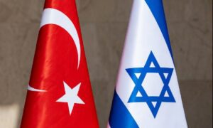 Haaretz: Το Ισραήλ δεν μπορεί να αμυνθεί έναντι της αυξανόμενης περιφερειακής ισχύος της Τουρκίας βασιζόμενο σε Ελλάδα και Κύπρο