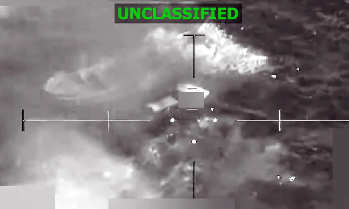 SOUTHCOM: η διεξαγωγή στοχευμένων χτυπημάτων εναντίον τριών πλοίων που έπλεαν στον Ανατολικό Ειρηνικό Ωκεανό