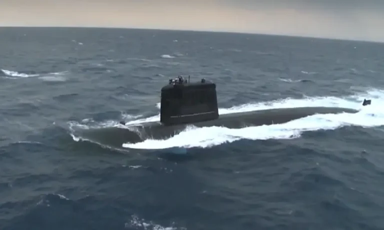 Γαλλία και Ελλάδα συζητούν για νέες Belharra και υποβρύχια Scorpène με όρο να έχουν πυραύλους κρουζ