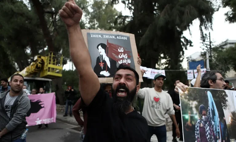 Τουρκία – Ιράν: Σενάρια πολέμου και διάλυσης – Τι «τρέμει» η Άγκυρα