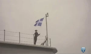 Τούρκοι: Η φρεγάτα της Ελλάδας εξοπλίζεται