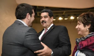 Οι ΗΠΑ χτυπούν το Καράκας και ανακοινώνουν σύλληψη Μαδούρο