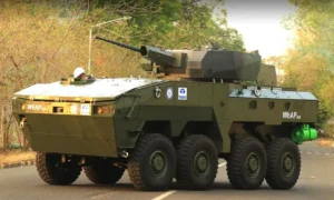 Η Ελλάδα δοκιμάζει ινδικό 8x8 υπό το βλέμμα της Τουρκίας