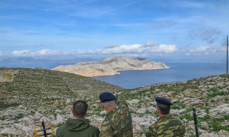 nisia, ellada, 12 milia